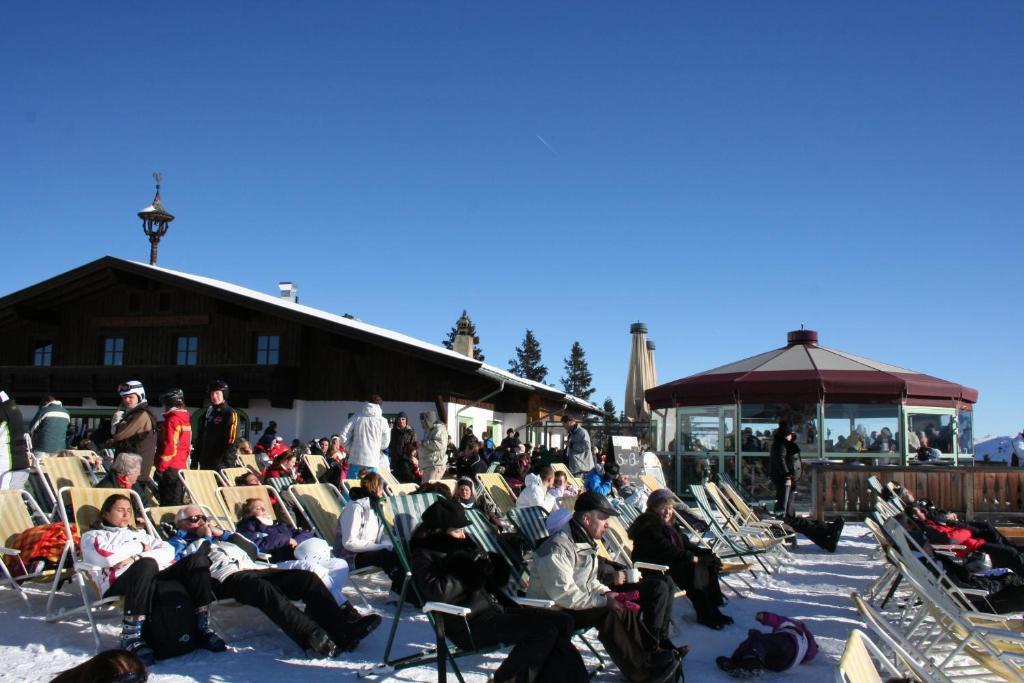 Ehrenbachhohe On Top Of The Mountain Kitzbuhel Exterior photo